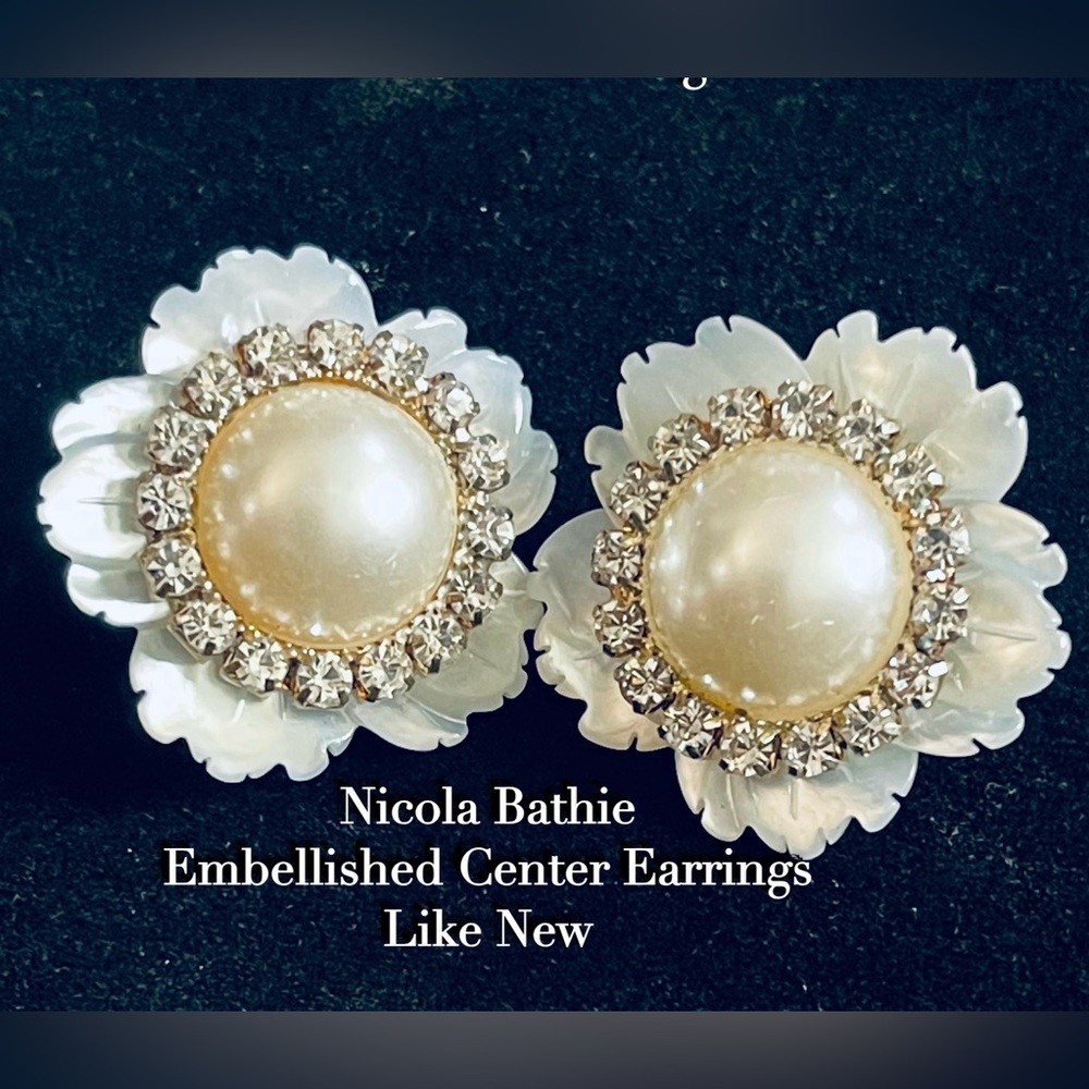 Nicola Bathie/Center Embellish Faux Pearl Earrings. Like new never worn. Beauti